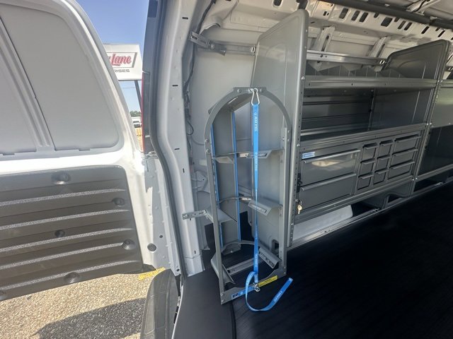 New 2024 Chevrolet Express 2500 Empty Cargo Van - photo 5