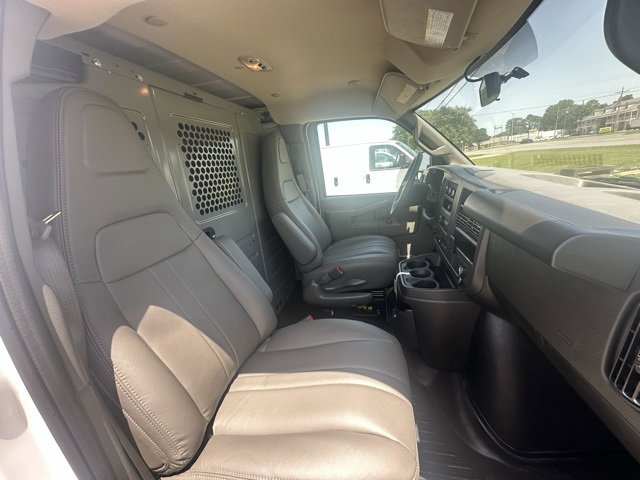 New 2024 Chevrolet Express 2500 Empty Cargo Van - photo 6