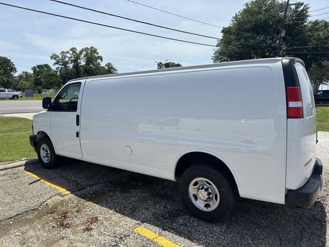 New 2024 Chevrolet Express 2500 Empty Cargo Van - photo 8