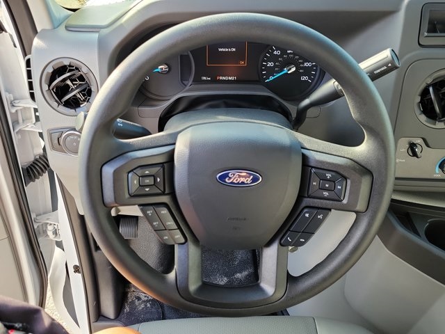 New 1996 Ford E-450 Cutaway - photo 19