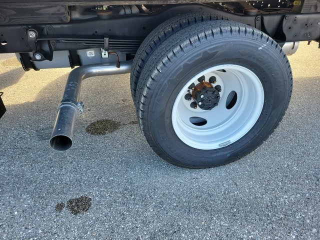 New 1996 Ford E-450 Cutaway - photo 8