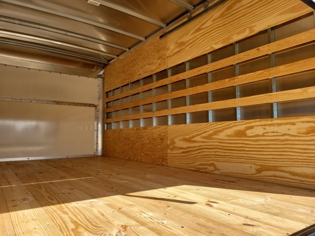 New 1996 Ford E-450 Cutaway - photo 10