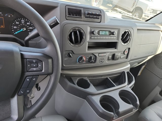 New 1996 Ford E-450 Cutaway - photo 18
