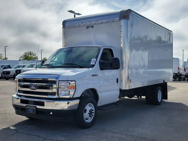 New 1996 Ford E-450 Cutaway - photo 3