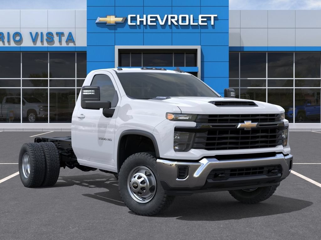New 2026 Chevrolet Silverado 3500 Regular Cab Cab Chassis - photo 9