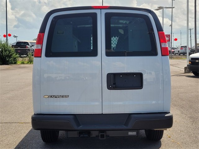 New 2025 Chevrolet Express 2500 Empty Cargo Van - photo 4