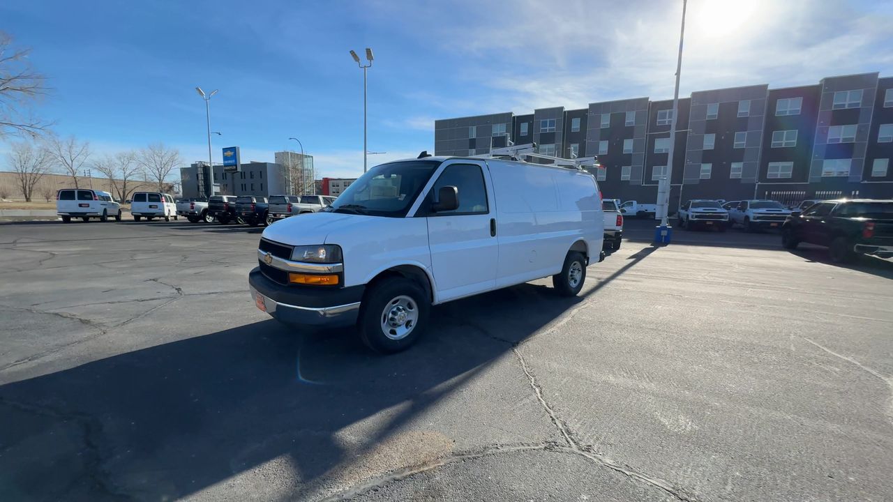 New 2025 Chevrolet Express 2500 Empty Cargo Van - photo 4