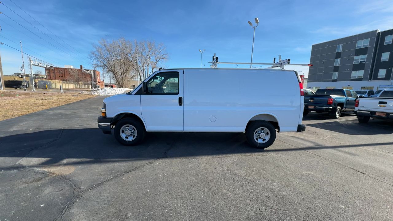 New 2025 Chevrolet Express 2500 Empty Cargo Van - photo 5