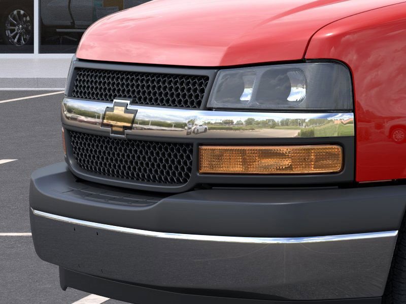 New 2025 Chevrolet Express 2500 Empty Cargo Van - photo 5