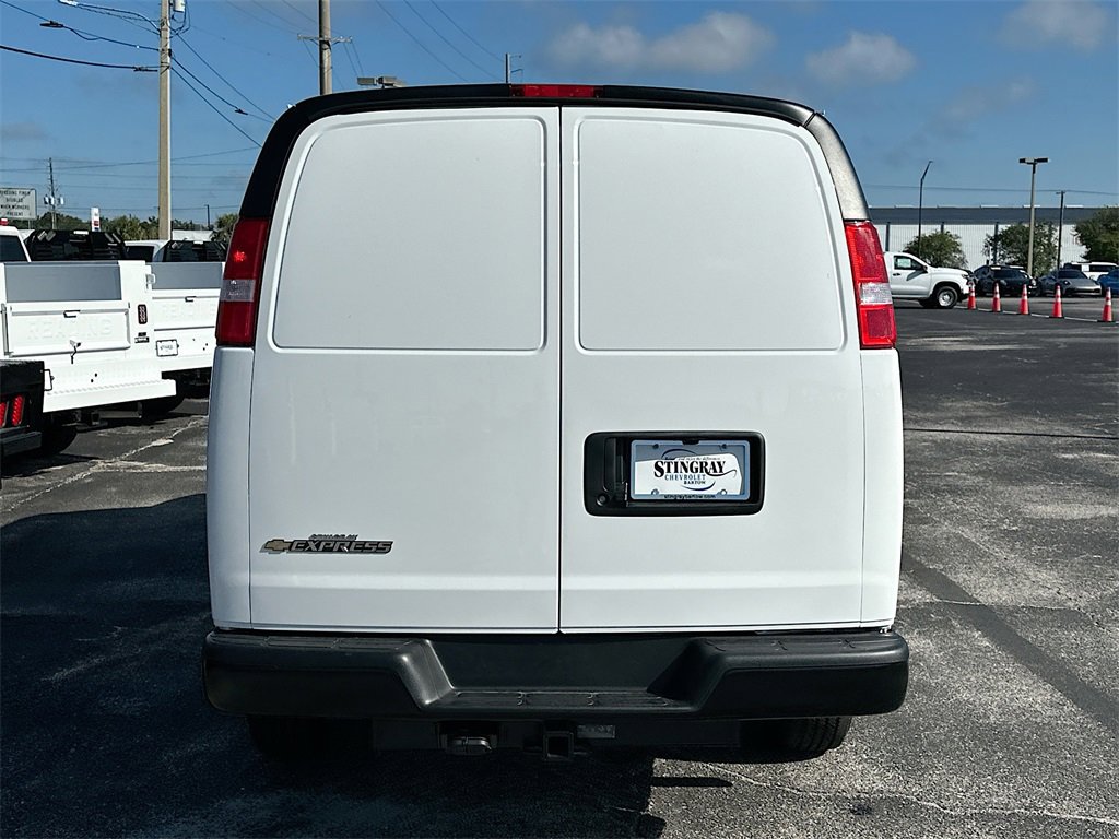 New 2025 Chevrolet Express 2500 Empty Cargo Van - photo 5
