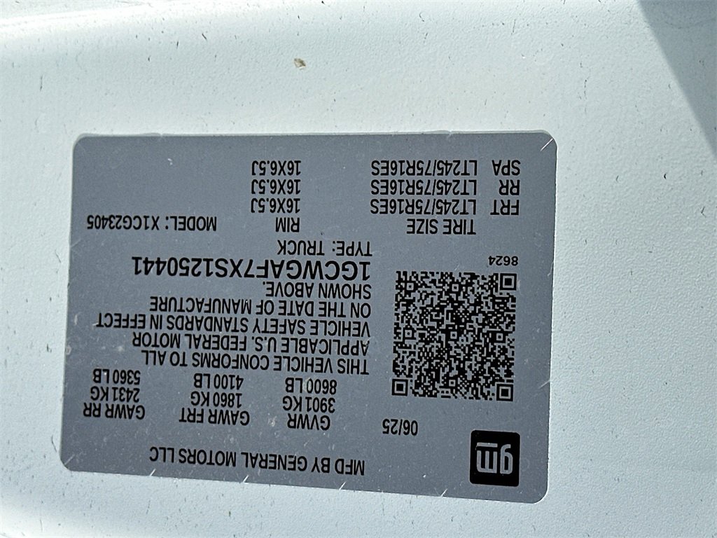 New 2025 Chevrolet Express 2500 Empty Cargo Van - photo 17