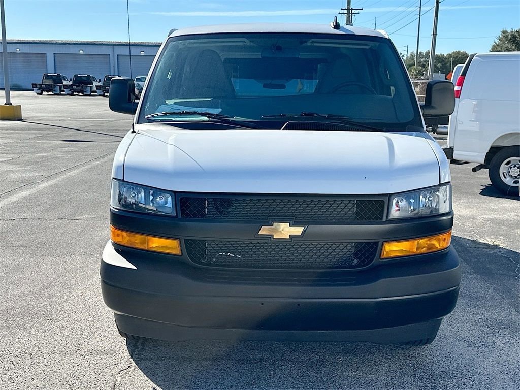 New 2025 Chevrolet Express 2500 - photo 2