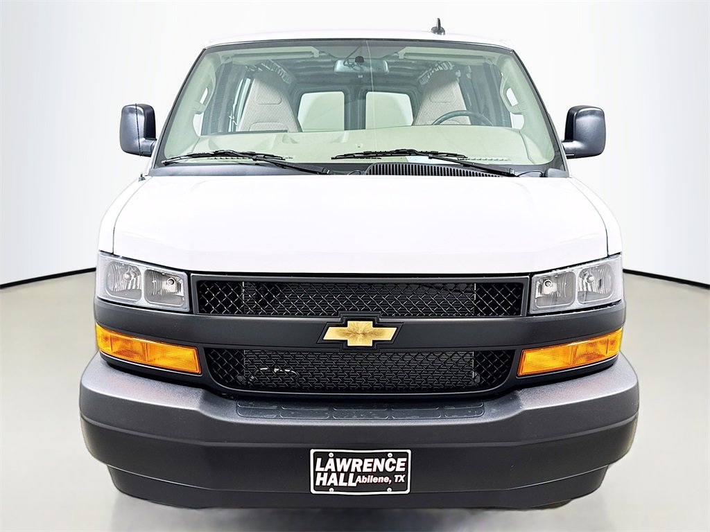 New 2025 Chevrolet Express 3500 - photo 2