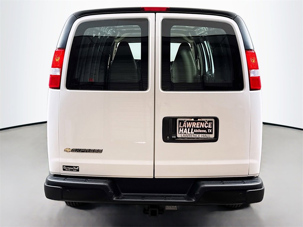 New 2025 Chevrolet Express 3500 Empty Cargo Van - photo 4