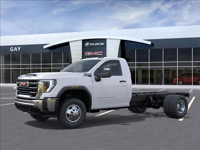 New 2026 GMC Sierra 3500 - photo 2