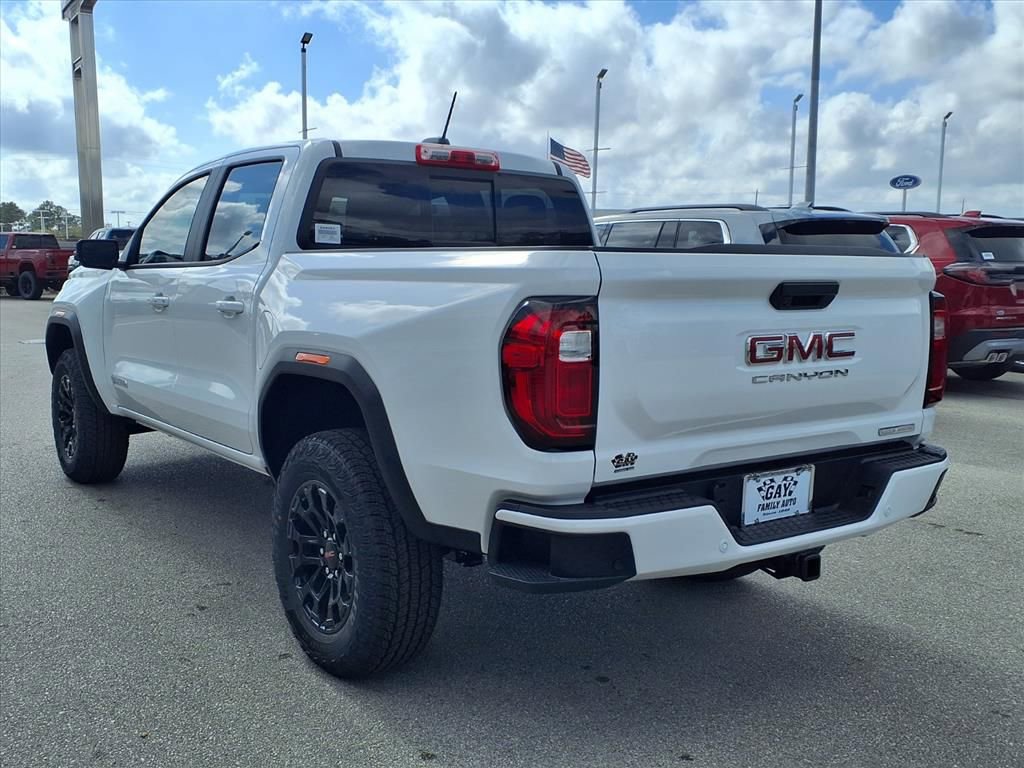 New 2026 GMC Canyon - photo 2