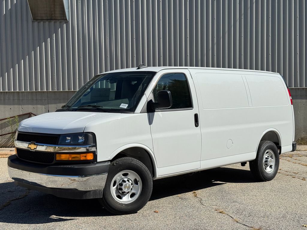 New 2025 Chevrolet Express 2500 - photo 2