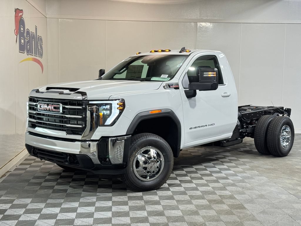 New 2026 GMC Sierra 3500 - photo 2