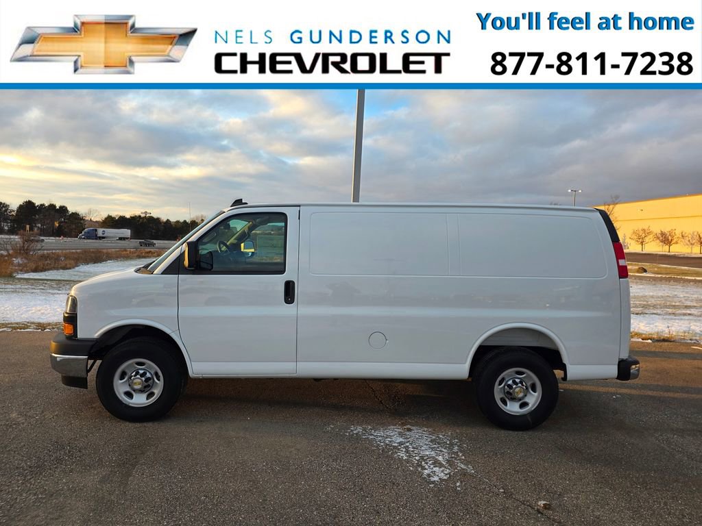 New 2025 Chevrolet Express 3500 - photo 2