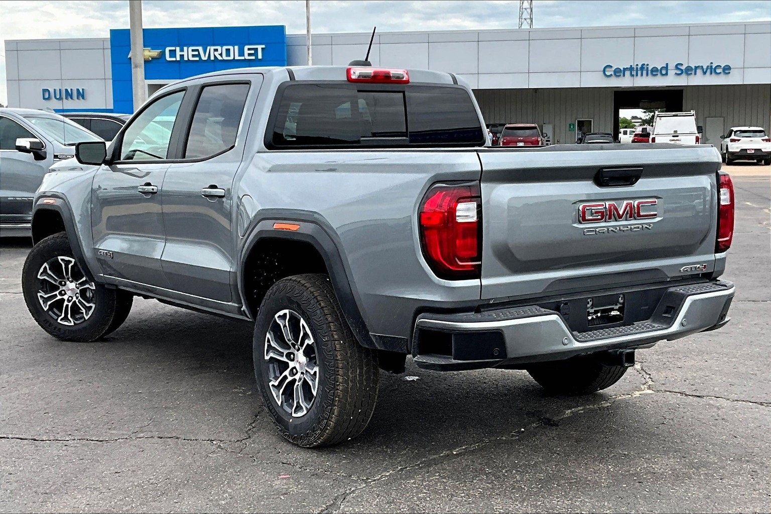 New 2025 GMC Canyon AT4 Crew Cab - photo 3