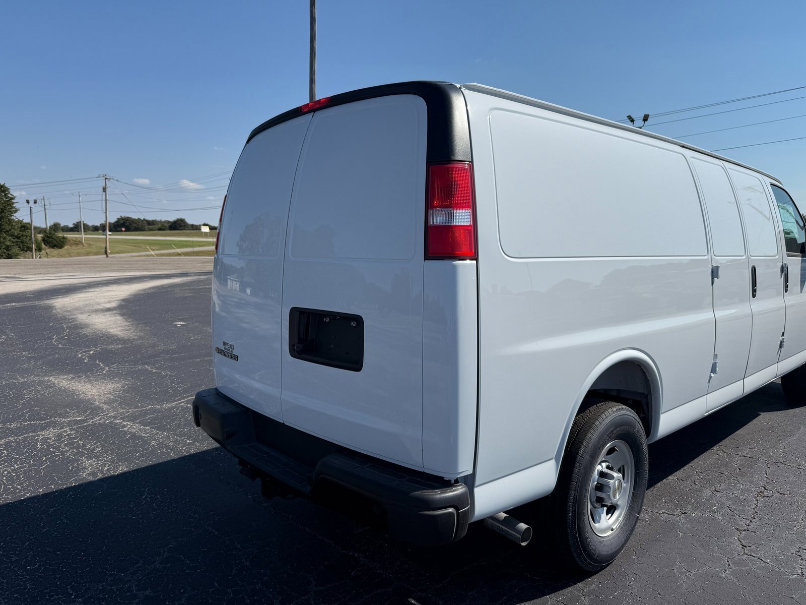 New 2025 Chevrolet Express 2500 Empty Cargo Van - photo 16