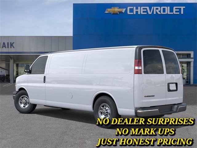 New 2025 Chevrolet Express 3500 Empty Cargo Van - photo 3