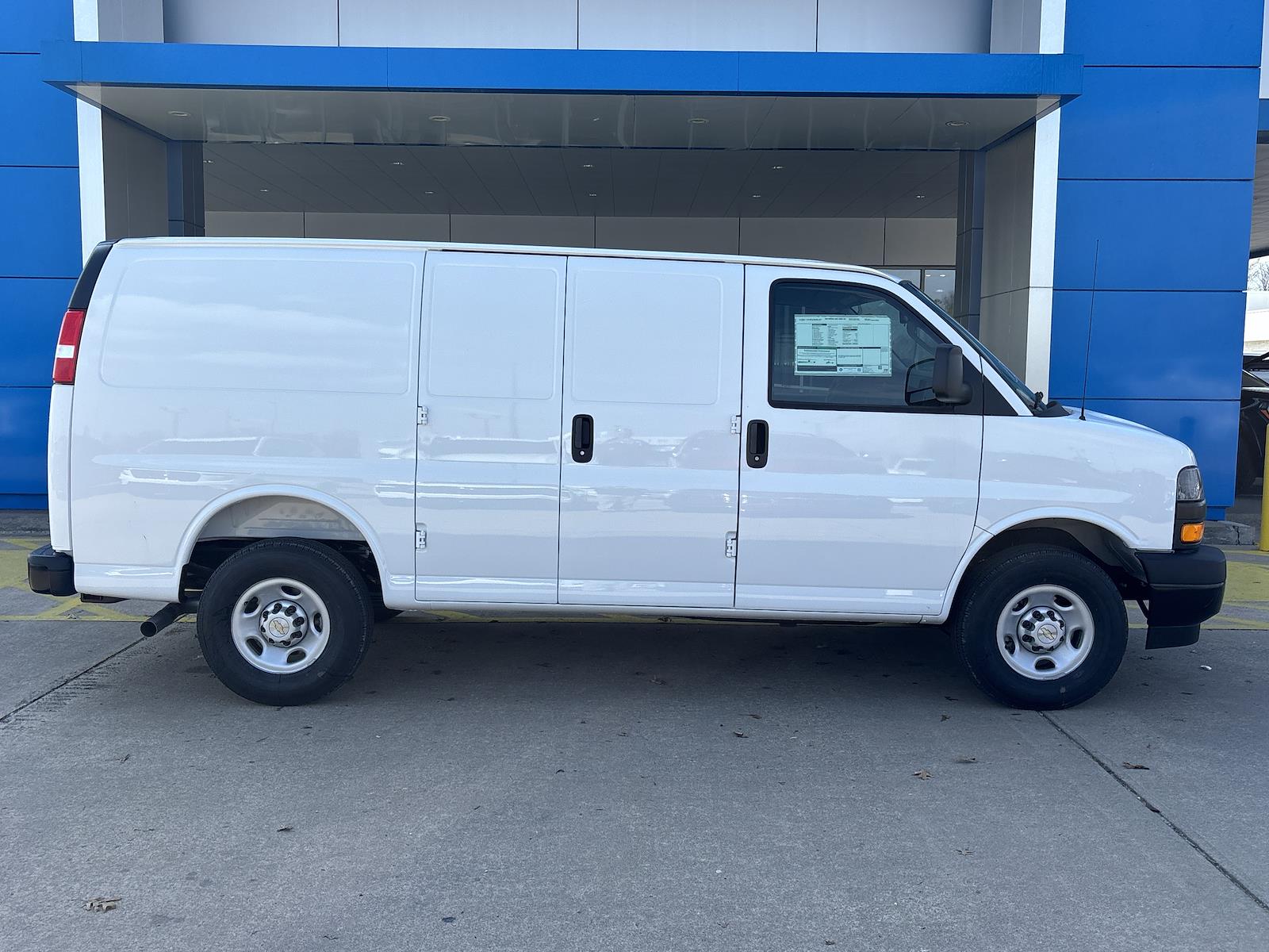 New 2025 Chevrolet Express 2500 - photo 2