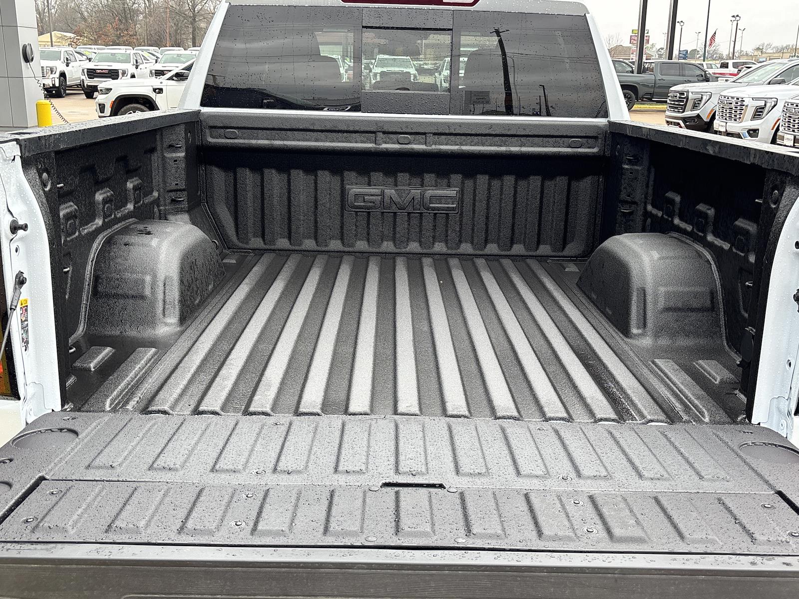 New 2026 GMC Sierra 1500 SLT Crew Cab - photo 6