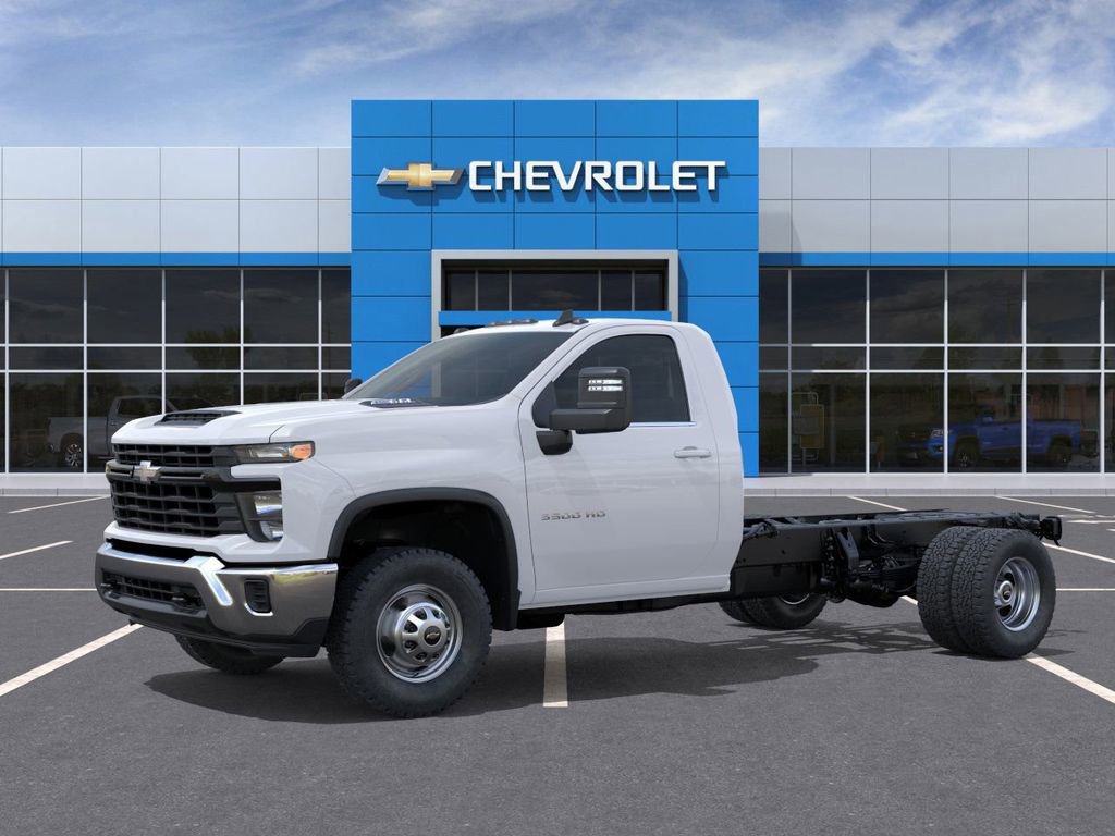 New 2026 Chevrolet Silverado 3500 - photo 2