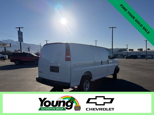 New 2025 Chevrolet Express 2500 Empty Cargo Van - photo 3