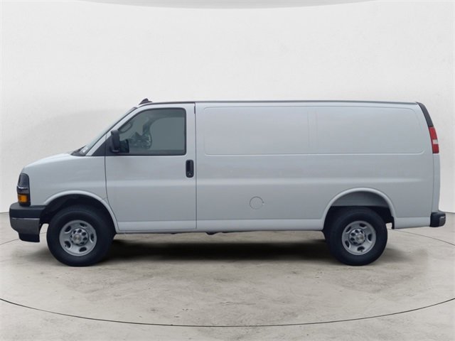 New 2025 Chevrolet Express 2500 - photo 2
