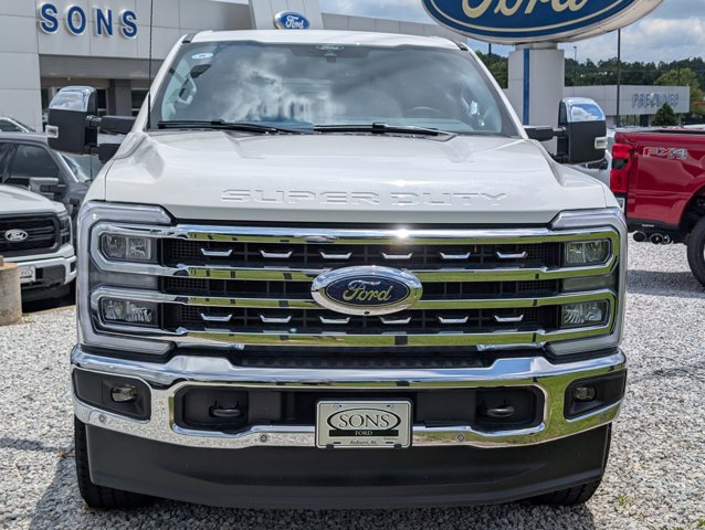 New 2025 Ford F-250 Lariat Crew Cab - photo 3