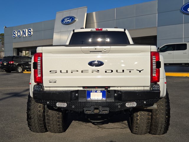 Used 2025 Ford F-350 Lariat Crew Cab - photo 8