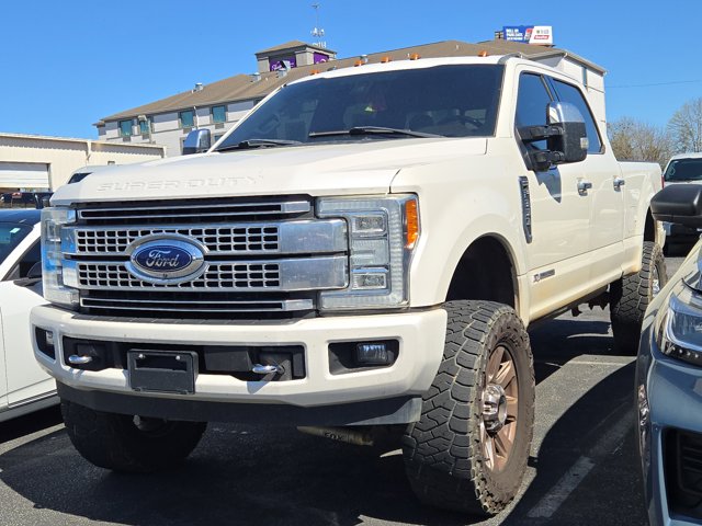 Used 2017 Ford F-350 Platinum Crew Cab - photo 8