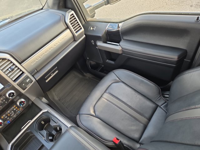 Used 2020 Ford F-250 Platinum Crew Cab - photo 14