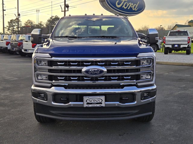 New 2026 Ford F-250 Lariat Crew Cab - photo 4