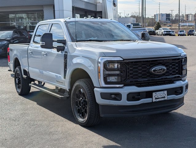 New 2026 Ford F-250 Lariat Crew Cab - photo 4