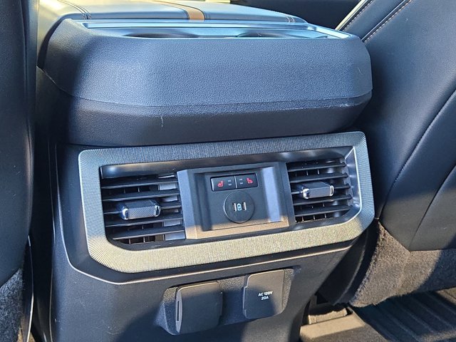 Used 2023 Ford F-450 Platinum Crew Cab - photo 22