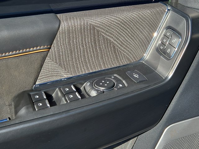 Used 2023 Ford F-450 Platinum Crew Cab - photo 24