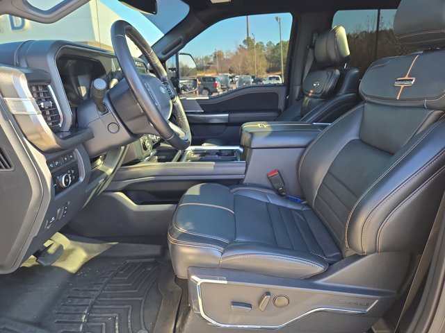 Used 2023 Ford F-450 Platinum Crew Cab - photo 25