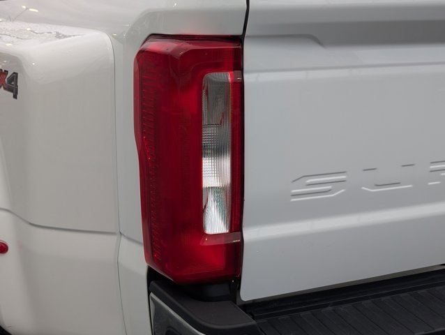 Used 2024 Ford F-350 XLT Crew Cab - photo 12