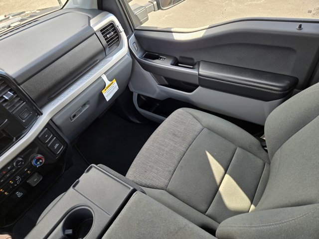 Used 2025 Ford F-250 XLT Crew Cab - photo 14