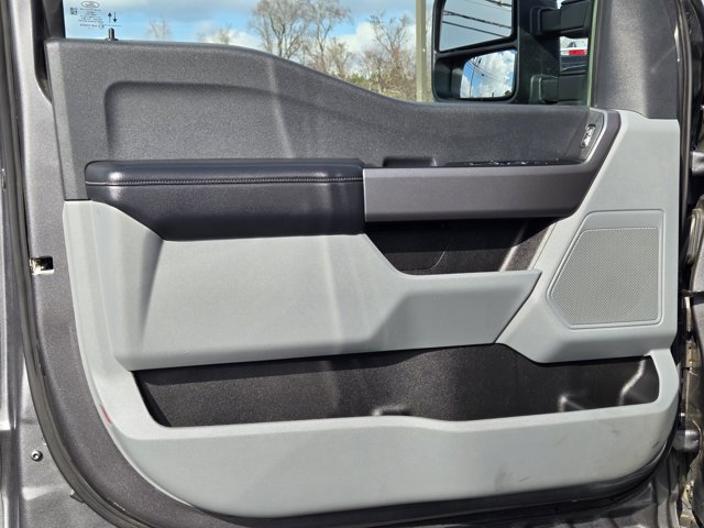 Used 2025 Ford F-250 XLT Crew Cab - photo 18