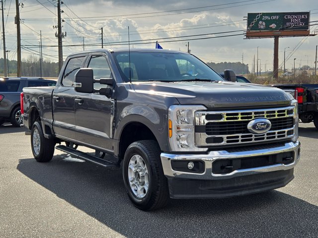 Used 2025 Ford F-250 XLT Crew Cab - photo 3