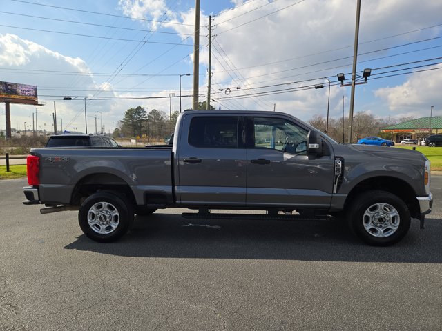 Used 2025 Ford F-250 XLT Crew Cab - photo 5