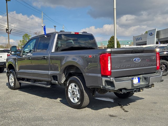 Used 2025 Ford F-250 XLT Crew Cab - photo 8