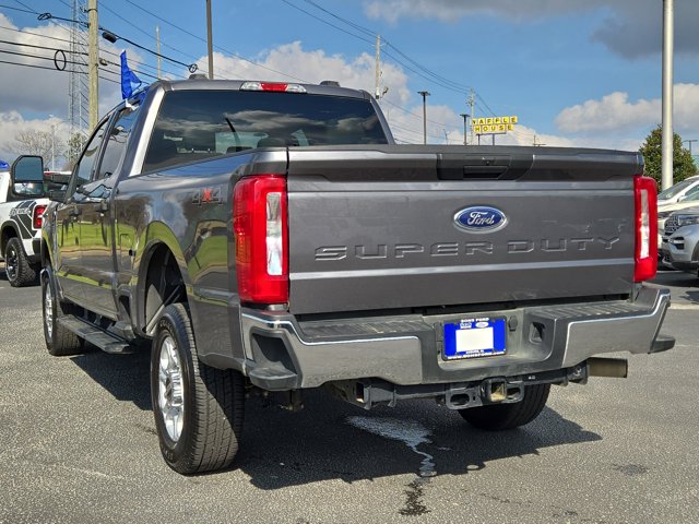 Used 2025 Ford F-250 XLT Crew Cab - photo 9