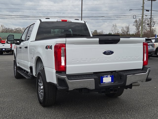 Used 2025 Ford F-250 XLT Crew Cab - photo 10