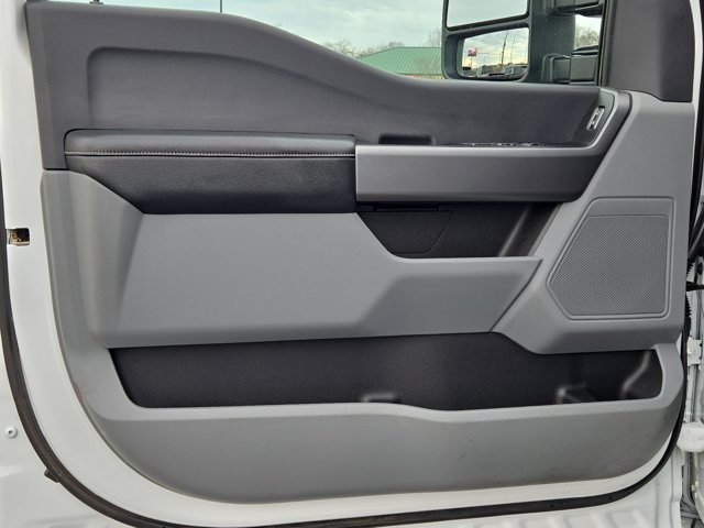 Used 2025 Ford F-250 XLT Crew Cab - photo 19
