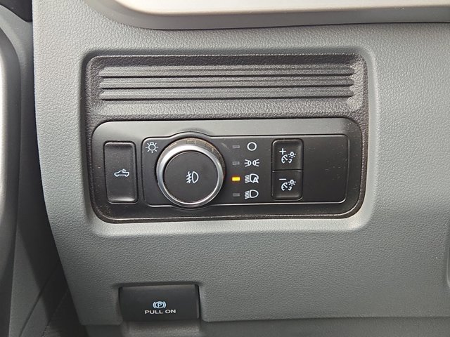 Used 2025 Ford F-250 XLT Crew Cab - photo 22